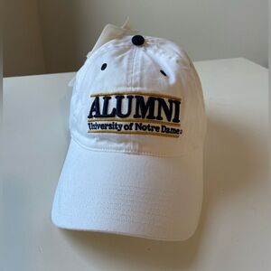 University of Notre Dame Alumni Hat NWT